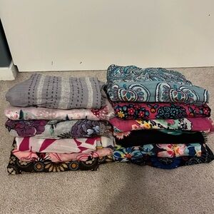 11 Vera Bradley Soft Fringe Scarves